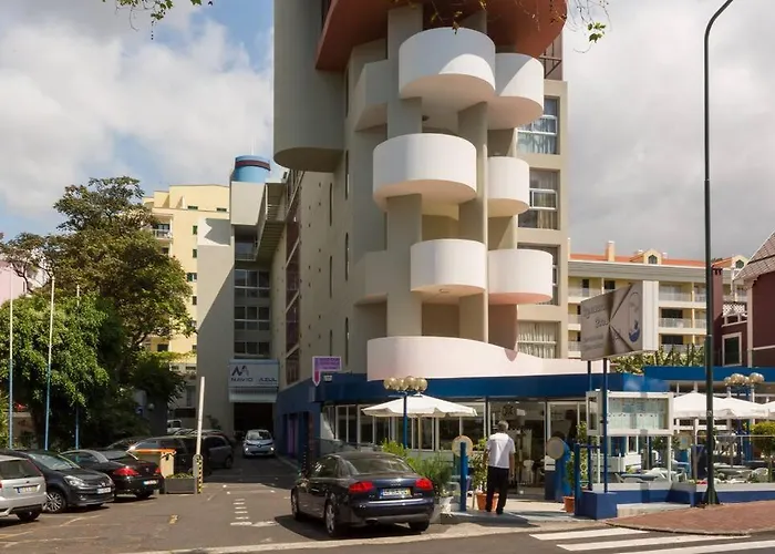 Banana Panorama: Lido Area *